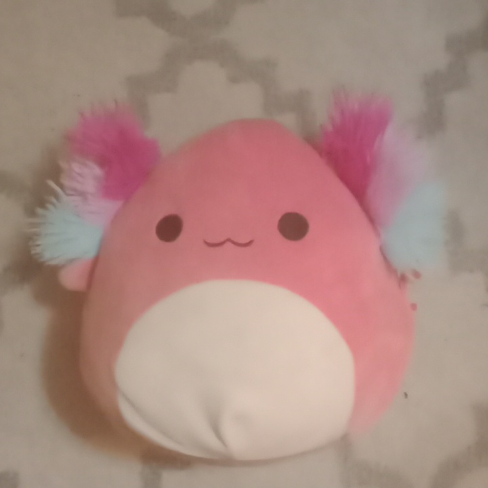 Pink dragon squishmellow